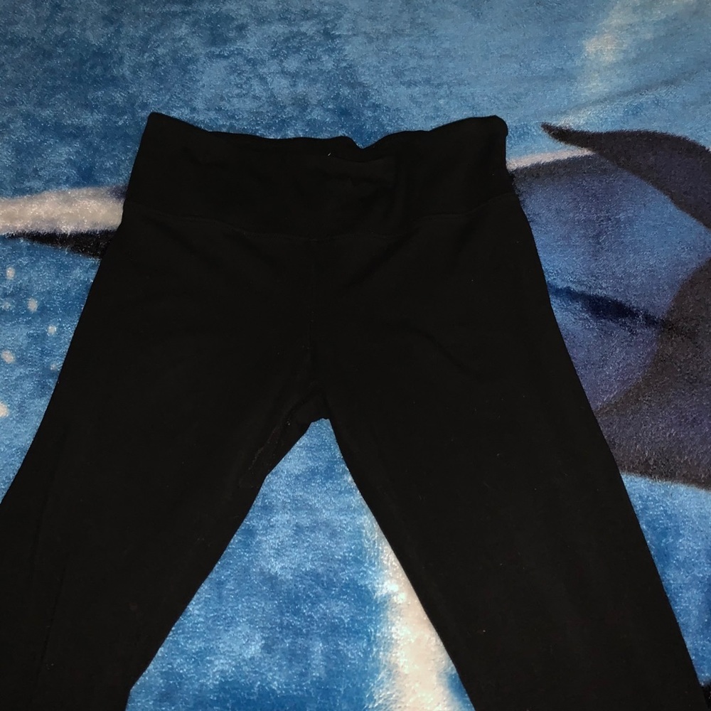 Black leggings